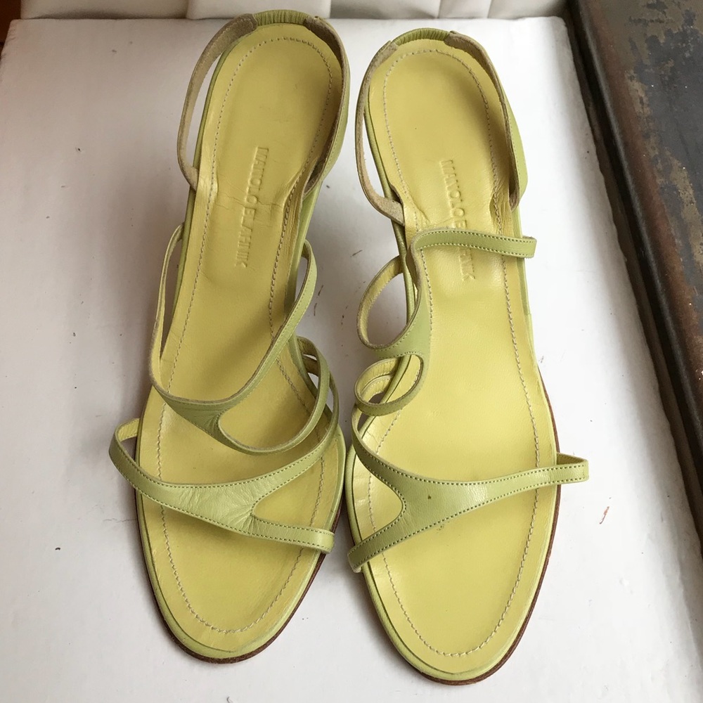 Manolo Blahnik lime chartreuse green strappy Y2K sandals - size 36.5 (US 6.5)